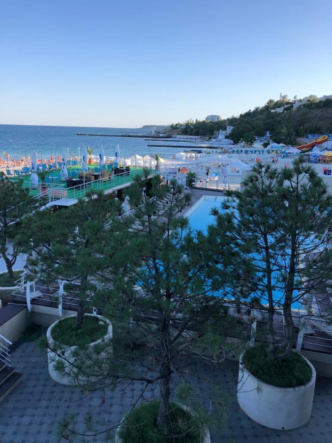 Maristella Marine Residense Hotel Apartment Odesa Exterior foto
